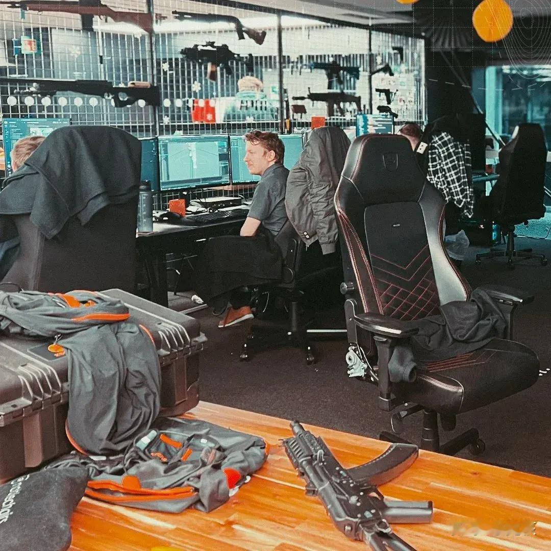 WARDOGS第二赛季：雷声盖脚步，输赢还能自己下注《WARDOGS》第二赛季1