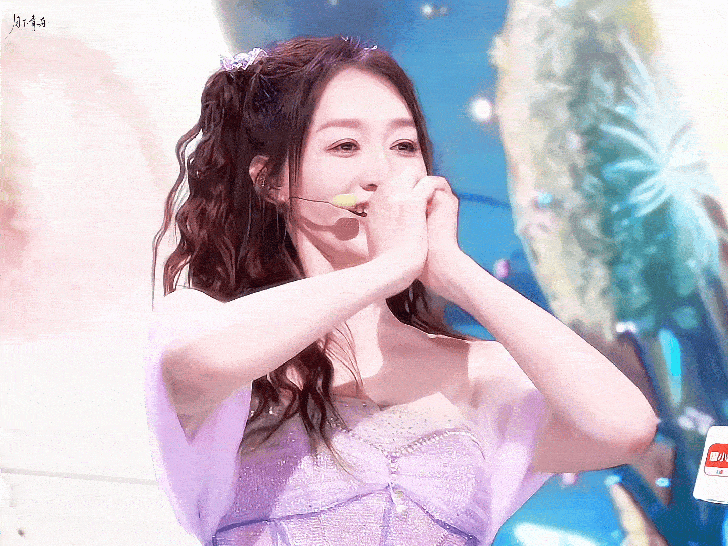 看孙怡探案就李小冉这样大侦探谁懂这种跨次元共鸣！看孙怡探案秒变李小冉同款神态，联