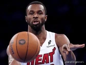 根据美国记者Jake Fischer的消息，湖人一直在持续关注安德鲁-威金斯，看