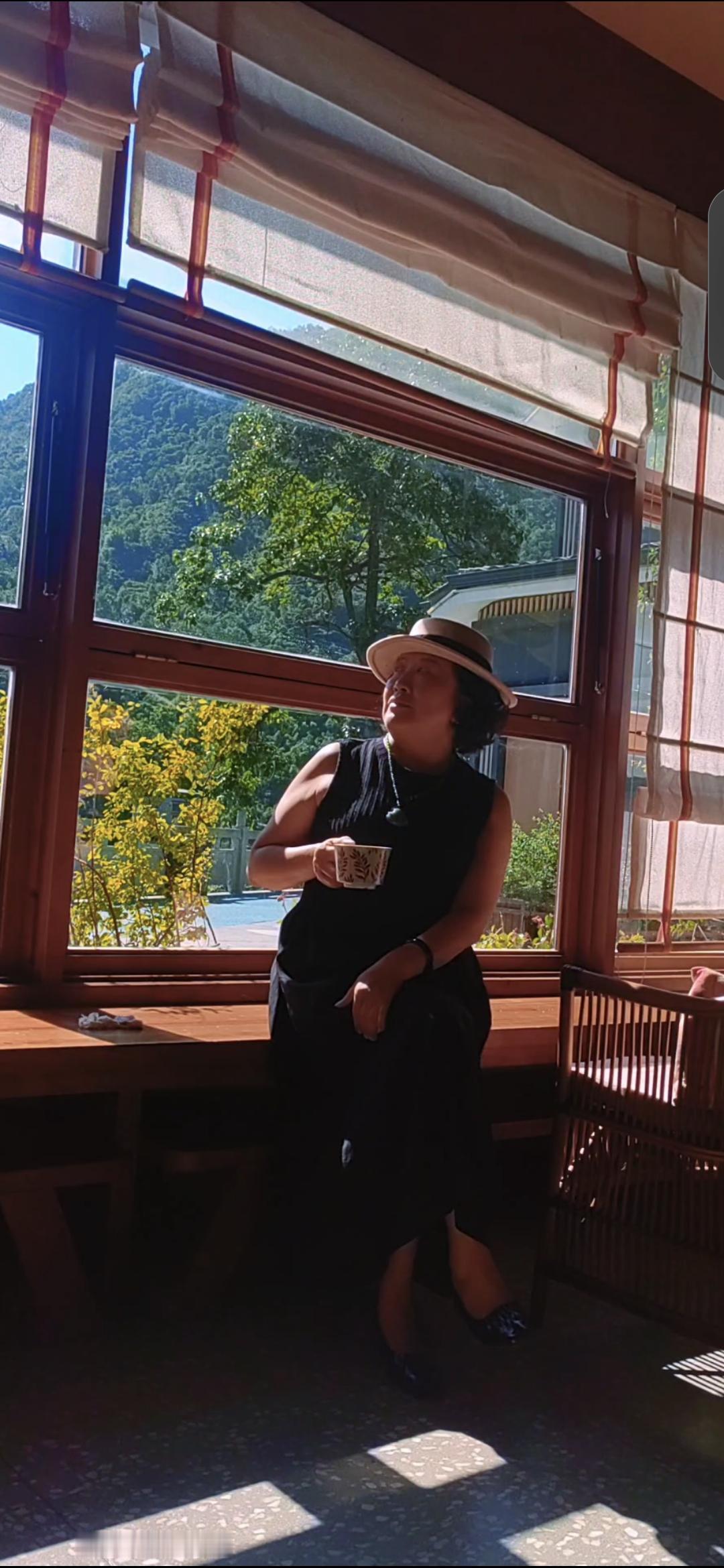 不管你信不信，真正的高质量婚姻，是家里的男人决定的。
很多人在择偶时，像弱者一样