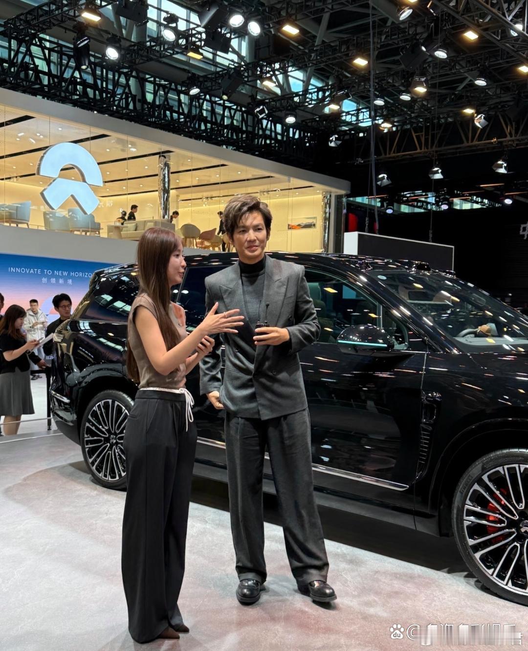 第一次这么近距离看到钟汉良，他也太帅了，岁月在他的脸上没有一丝痕迹，不愧是不老男