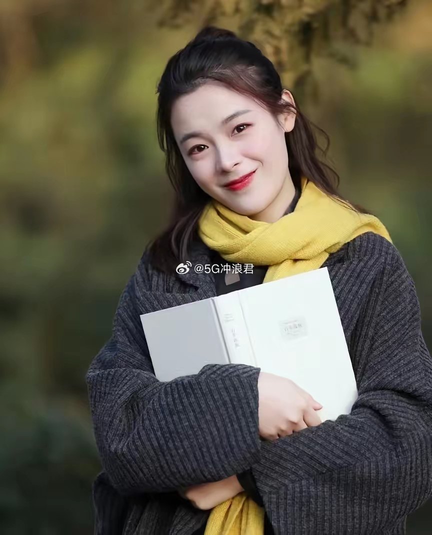 我有一种强烈的预感，陈丽君，大概率要凭借《镖人》这部电影，估计要彻底出圈了!本来