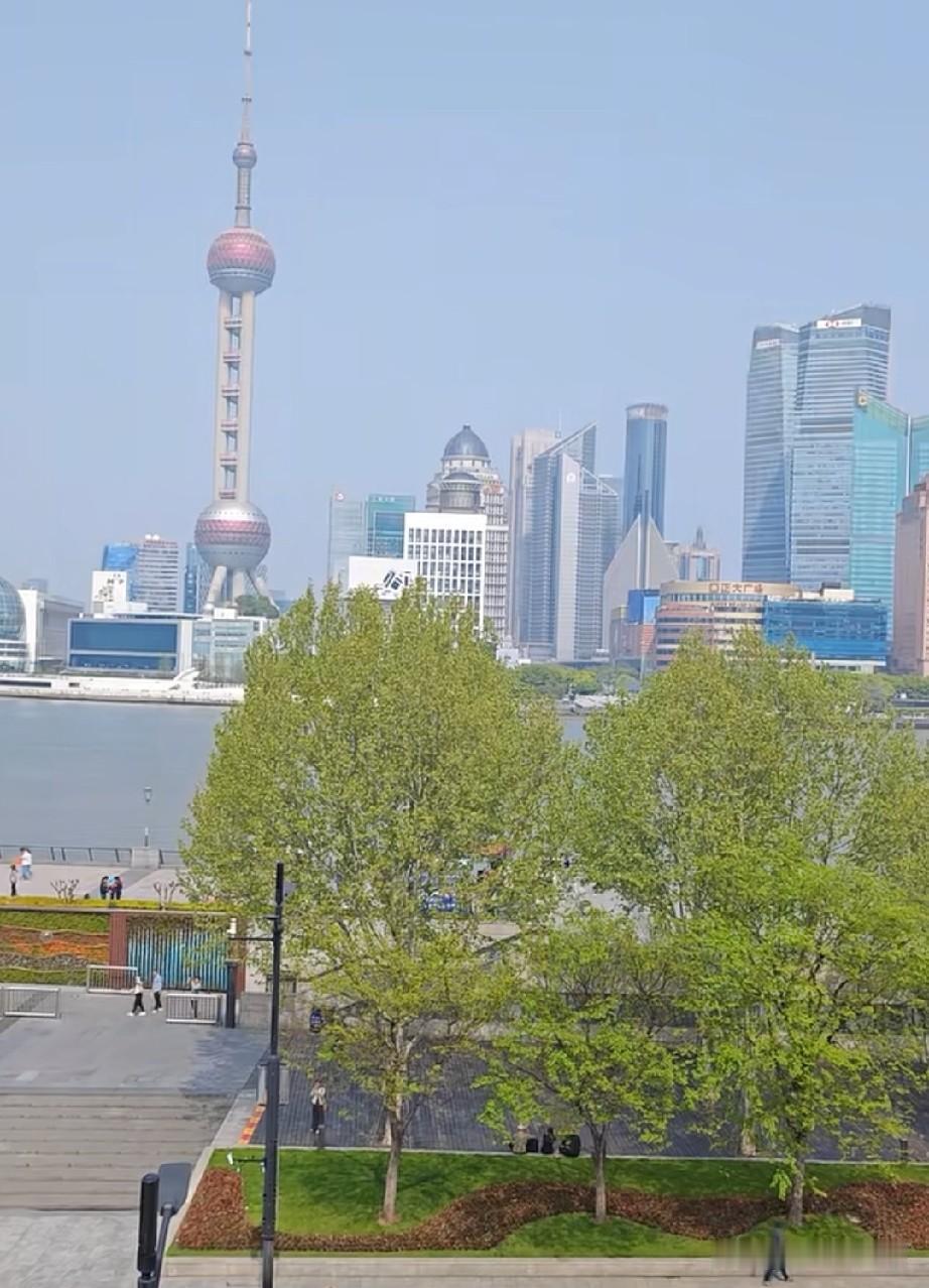 华东地区省会级以上城市人口公布，南昌数据是悬念，排序是沪杭合宁济榕昌
中国的华东