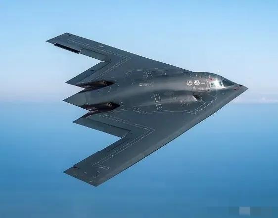 美籍华人直言，在美国对伊朗实施打击后，中国已然失去了和美国抗衡的信心，但事实却是