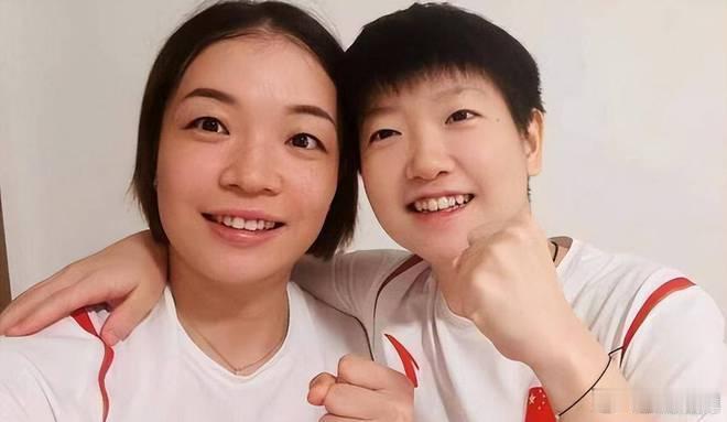 #凡尘组合再进奥运决赛# 查了查赛程，乒乓女单和羽毛球女双的决赛明天晚上相隔半小