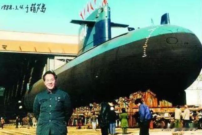 在冷战的紧张氛围中，赫鲁晓夫自信地宣称：“中国要制造核潜艇，简直就是异想天开！”