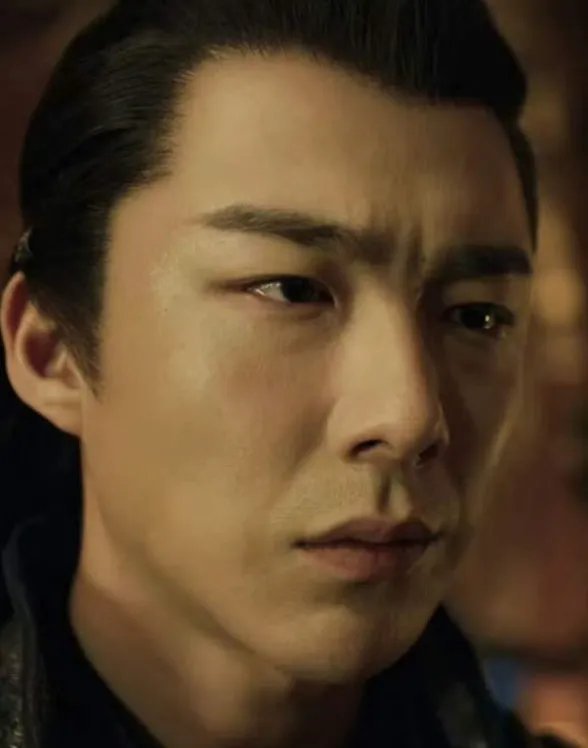 刘宇宁别皱眉了眼比眉都小了[允悲] ​​​