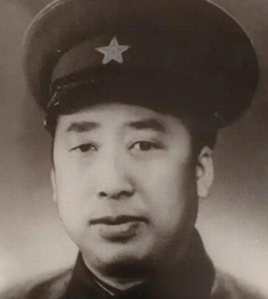 此人军衔不好评，元帅、大将都可能，他说：苏联同职务是元帅

“1955年3月15