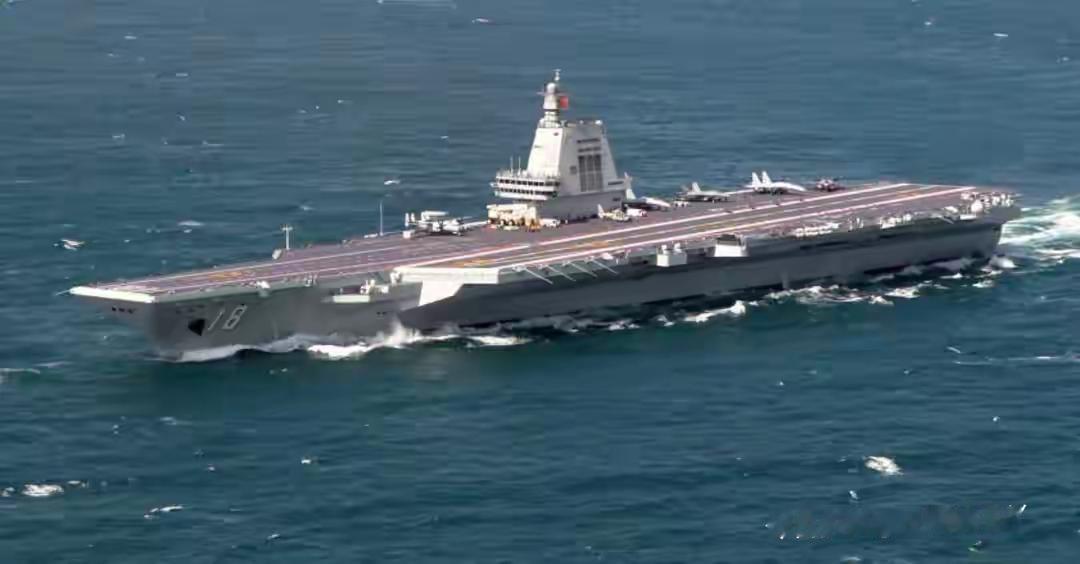 谁能想到航母防火能严到不让厨房生火？福建舰这波操作，全是被俄航母“库兹涅佐夫”号