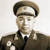 1942年冬，胶东大地最危急的时刻。日军狂妄叫嚣：“只要进入合围圈内，天上飞的小