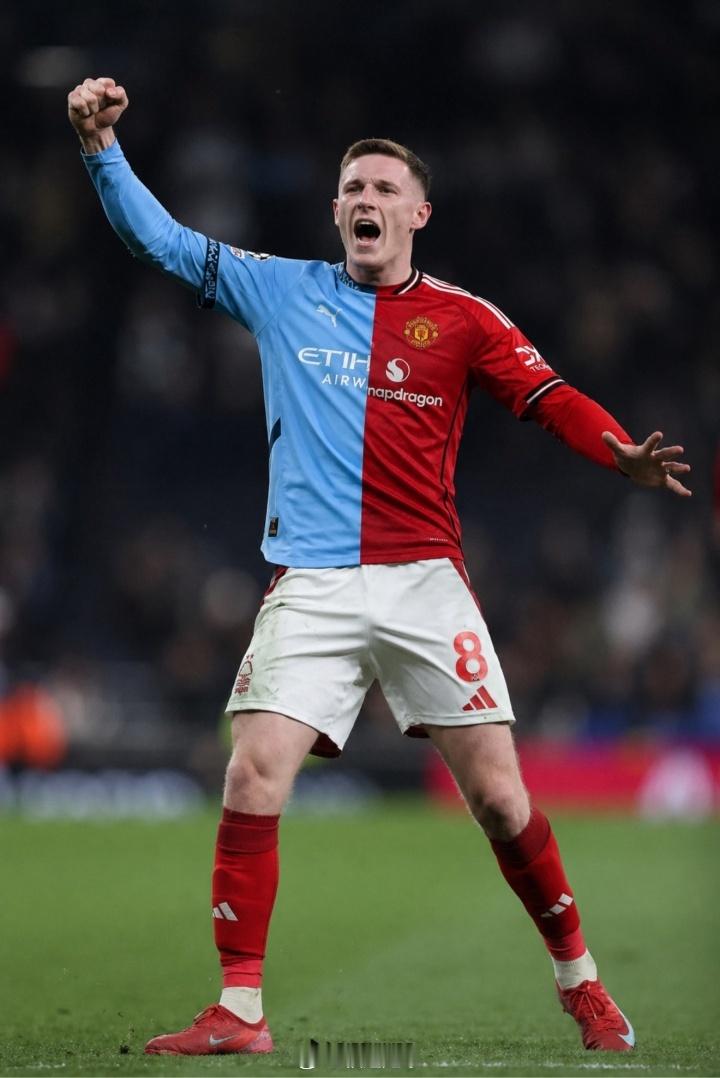 英超联赛  据ESPN报道，曼联今夏将不会与曼城就埃利奥特·安德森的转会展开竞价