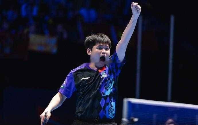 国乒男团3-0横扫日本男团，实现世乒赛12连冠5月11日，伦敦世乒赛男团决赛，国