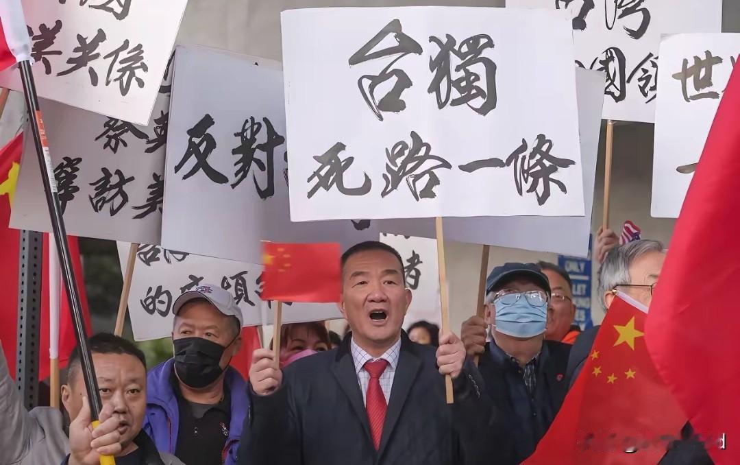 一个中国原则引发不少讨论，有人觉得无需他国认可。
 
台湾是中国领土，这事有铁打