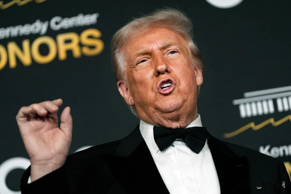 耐心渐失的特朗普，公开敲打泽连斯基，说他“还没有准备好”接受美国提出的结束俄乌战