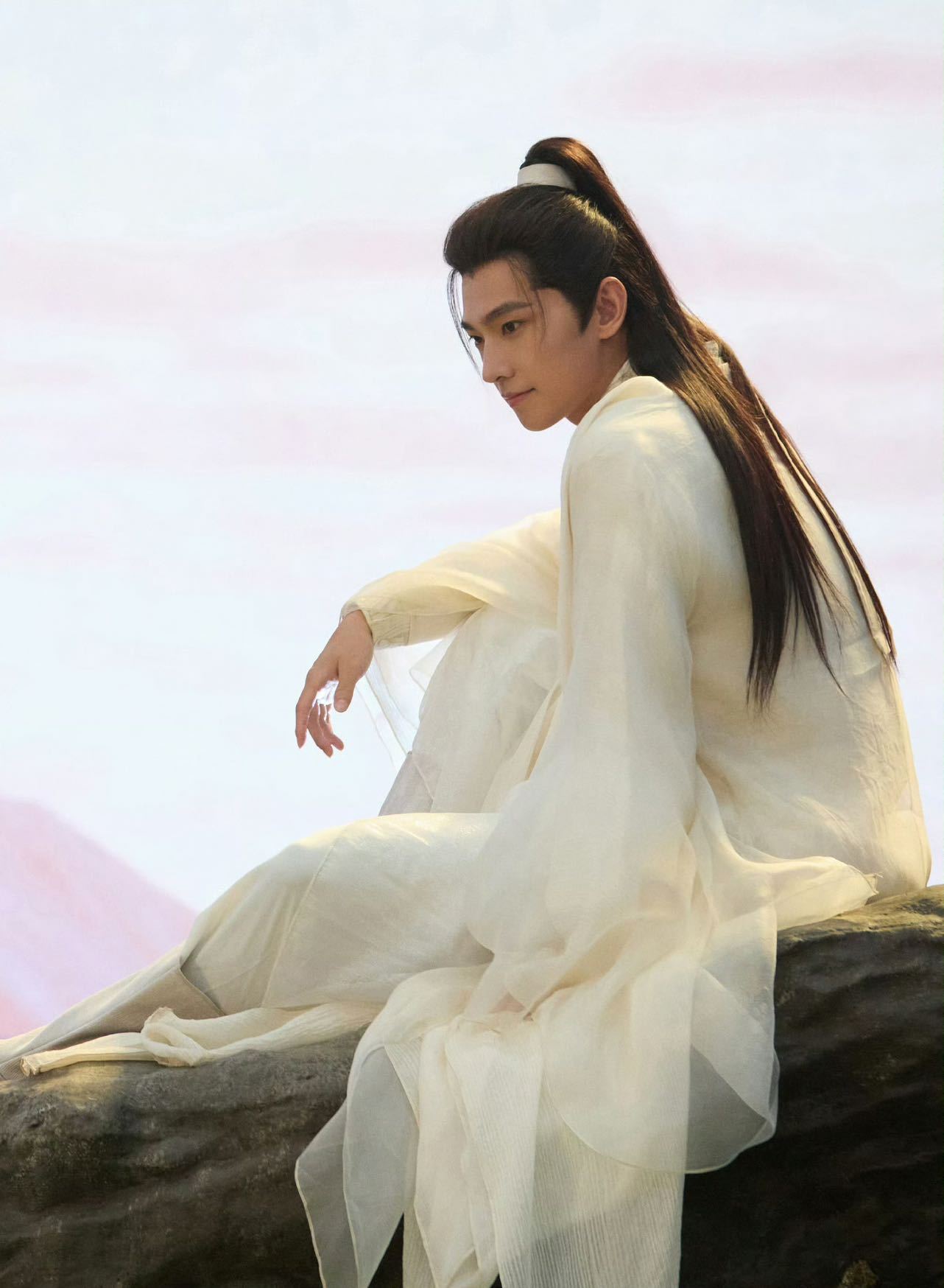 杨洋空降凡人二创互称道友凡人修仙党狂喜！杨洋空降二创圈跟大家互称道友，跨次元双韩