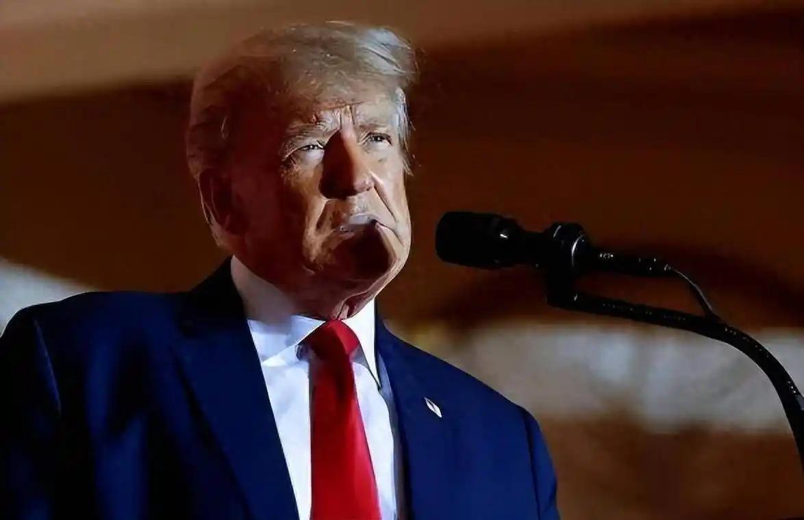 加拿大突然做出了一个让美国意外的举动，主动和中国重启了中断 8 年的军方防务对话