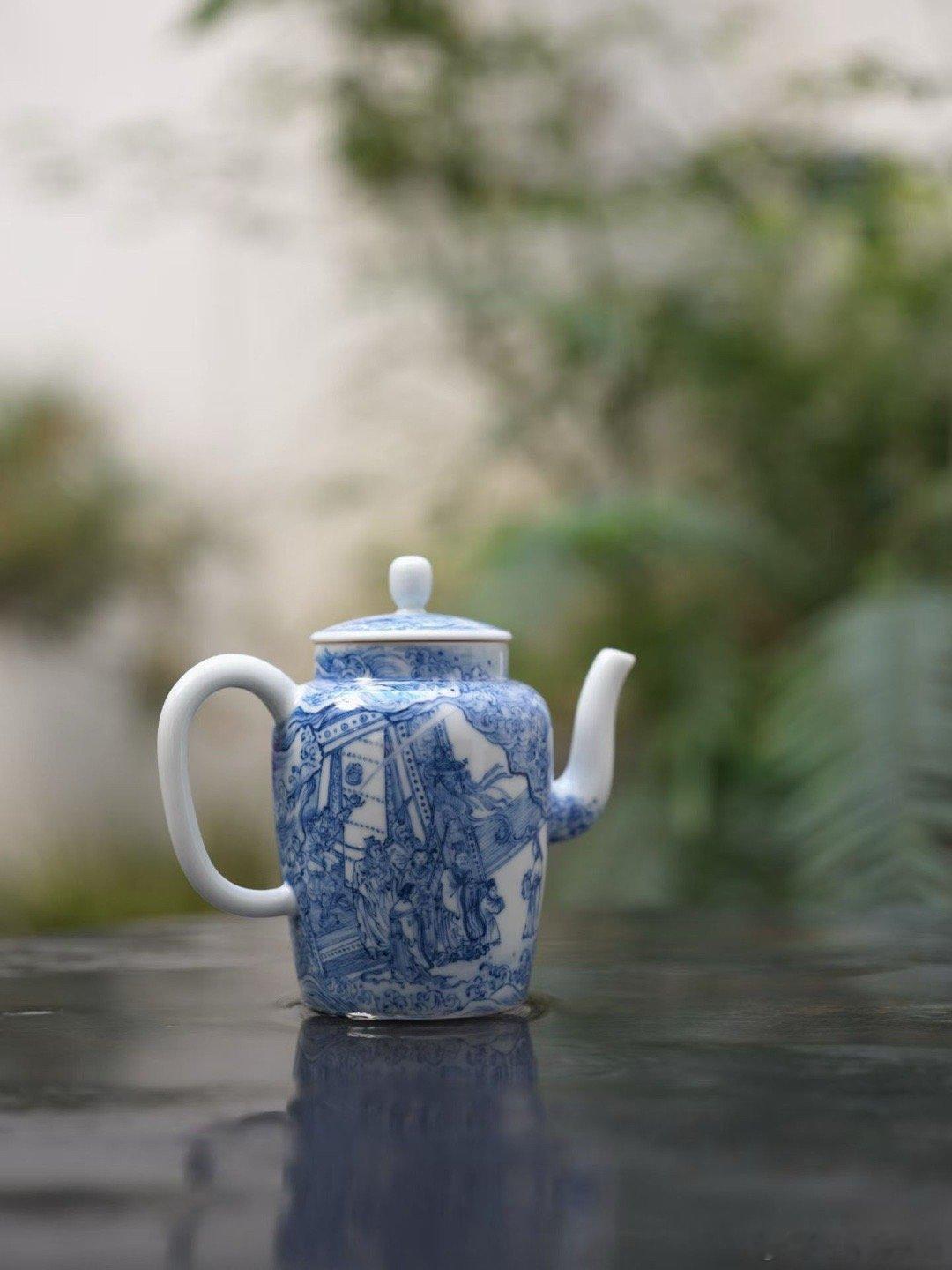 不要听别人怎么说，只要市场上能买的股票多，觉得自己兜里的钱不够用，这种情况就是牛