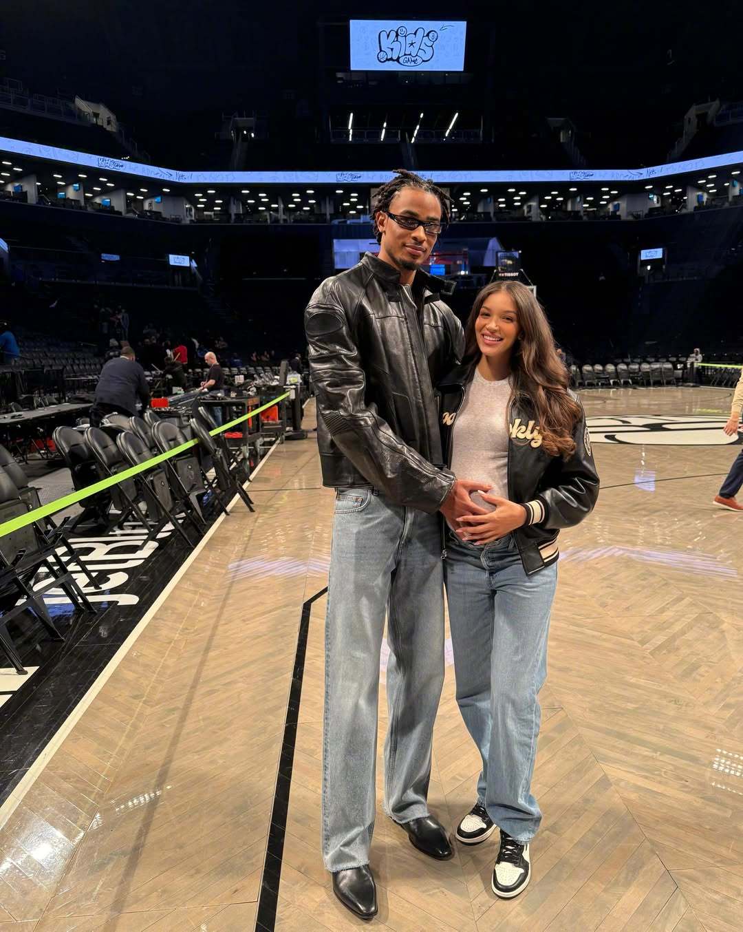克拉克斯顿被交易到公牛，他的未婚妻Mariah Castro发文感谢了布鲁克林。