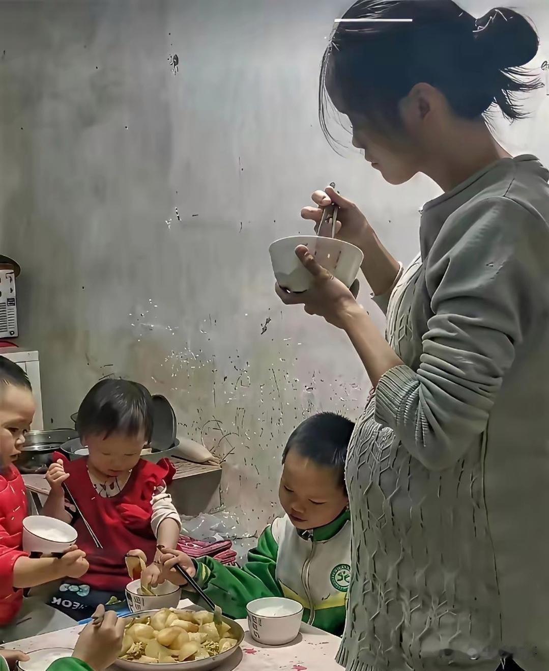 都4个了，还敢生，女人太强大了