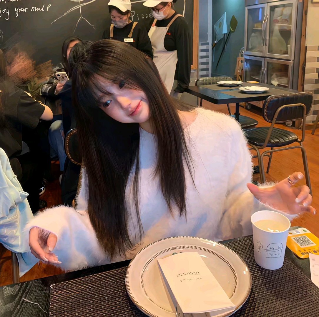 𝑾𝒆𝑪𝒉𝒂𝒕女生头像 | 优质女头 | 氛围感女头 ｜图源网络 专栏