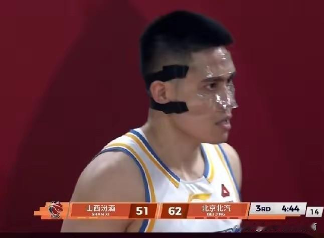 关键卡位战，谁能拿下？昨晚，CBA常规赛第20轮，山西主场迎战夺冠大热门北京
