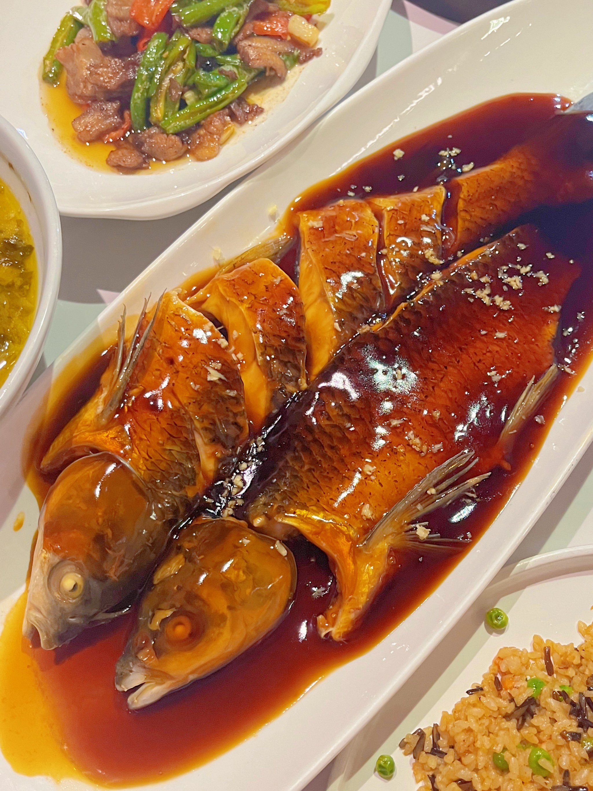 【有句老话：“筷子🥢头上还有阶级？”】“西湖醋鱼”阶级豆争不敢说，但谁说里面没