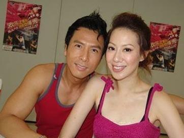 1994年，32岁的甄子丹对妻子梁静慈说：“我爱上别人了，我们离婚吧！”不久后，