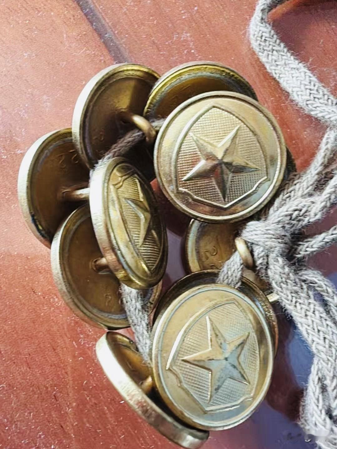 《每次搬家我都说这是最后一次搬家了》

这几天搬家了。没错，又搬家了，从老家往济