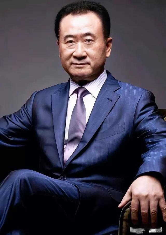 我最讨厌那些只会找问题，却给不出解决方案的人。真正有能力的人，不是会找问题的人，