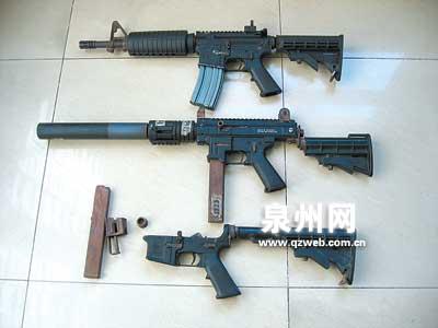 以前福建泉州渔民第二次捞到的枪，根据记者描述下面的下机匣的铭文应该也是大毒蛇，而