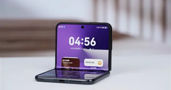 iPhone Duo反向带火华为阔折叠 出货量破321万台：Pura X Max销量环比提升38%