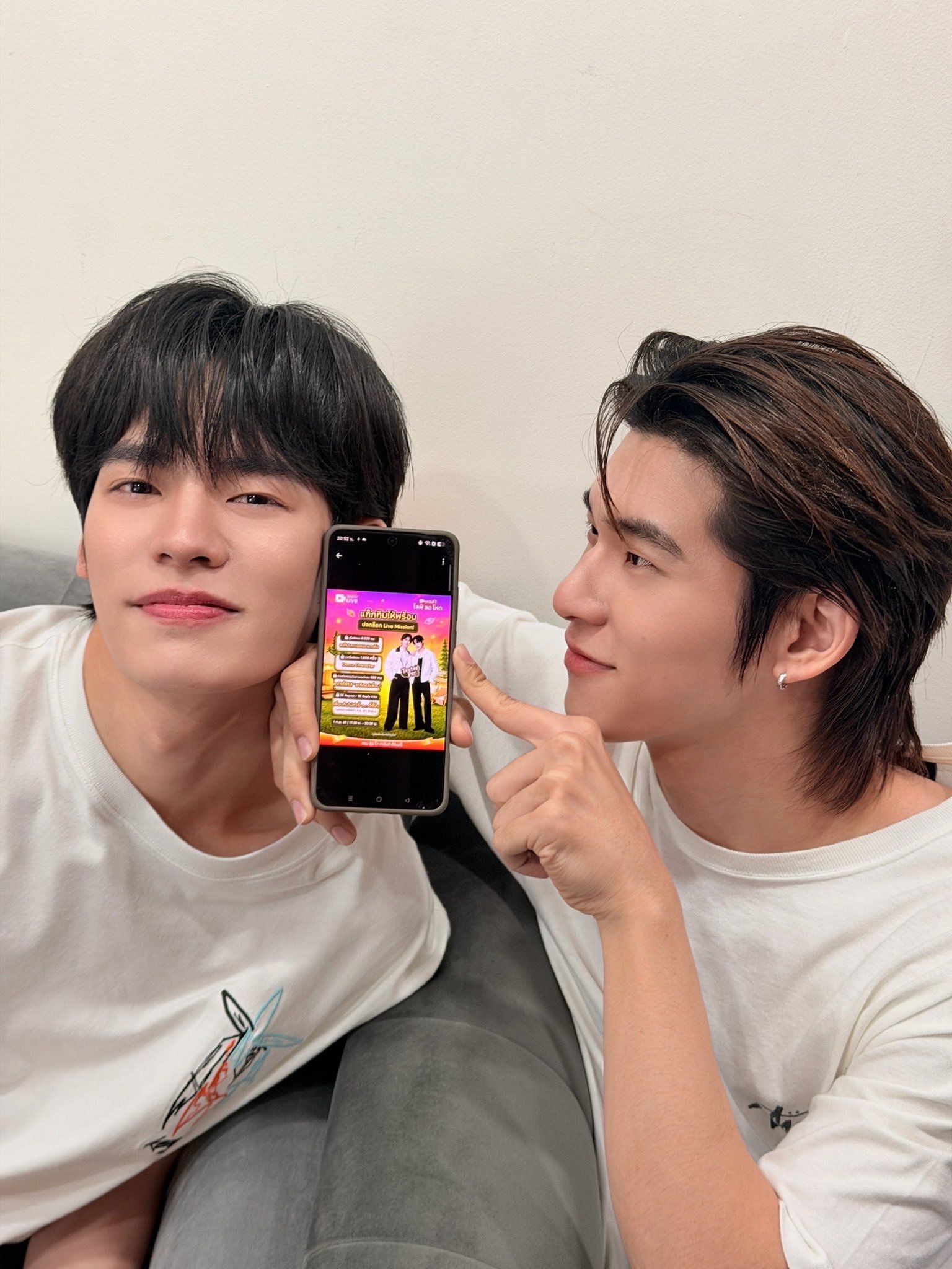 🐶x妈妈，您有空陪陪Jee和pip吗？Jee已经在 Shopee Live 上