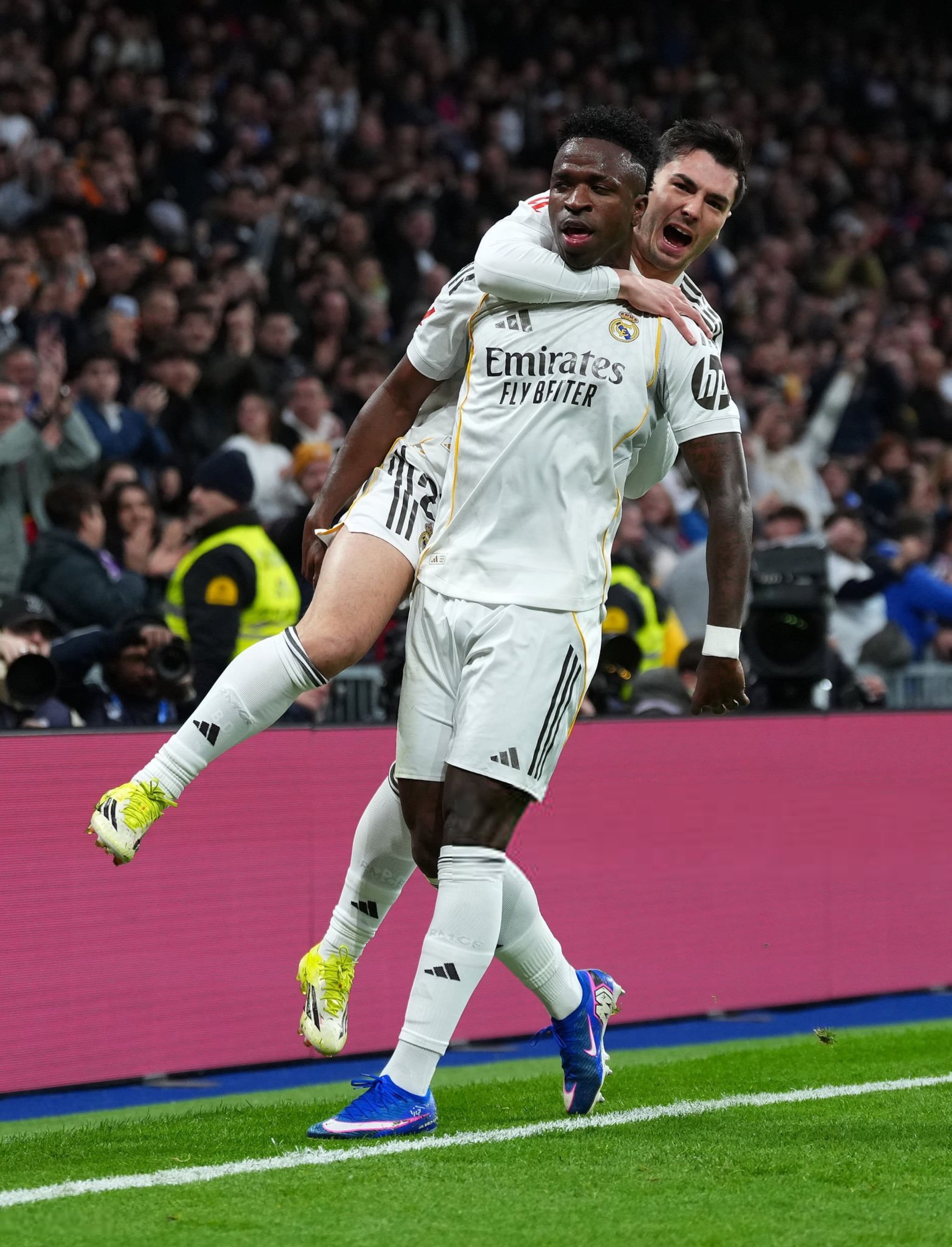 西甲 皇家马德里主场2：1险胜巴列卡诺队，第10分钟替补出场的布拉欣·迪亚斯🇲