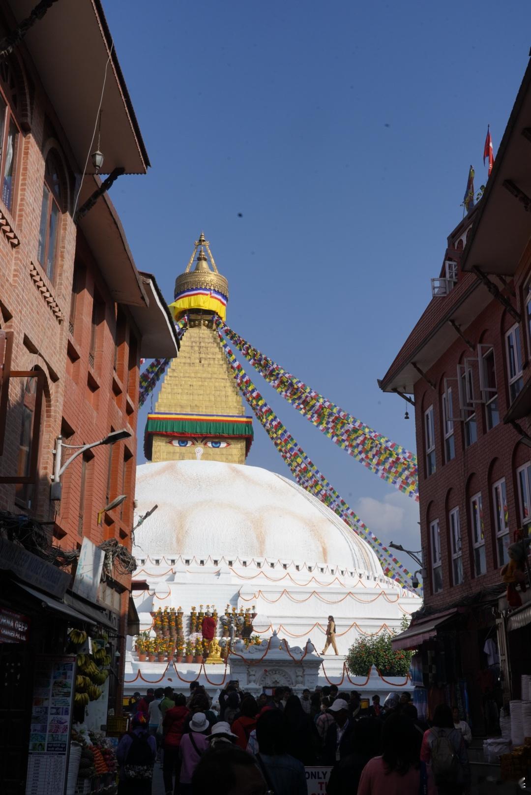 岽游记  布达纳特又称布达（Boudha）、布达纳特（Bouddhanath）、