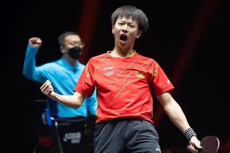 什么叫炉火纯青？林高远给全场观众做出了示范！
林高远十四岁入选国家队，主管教练刘