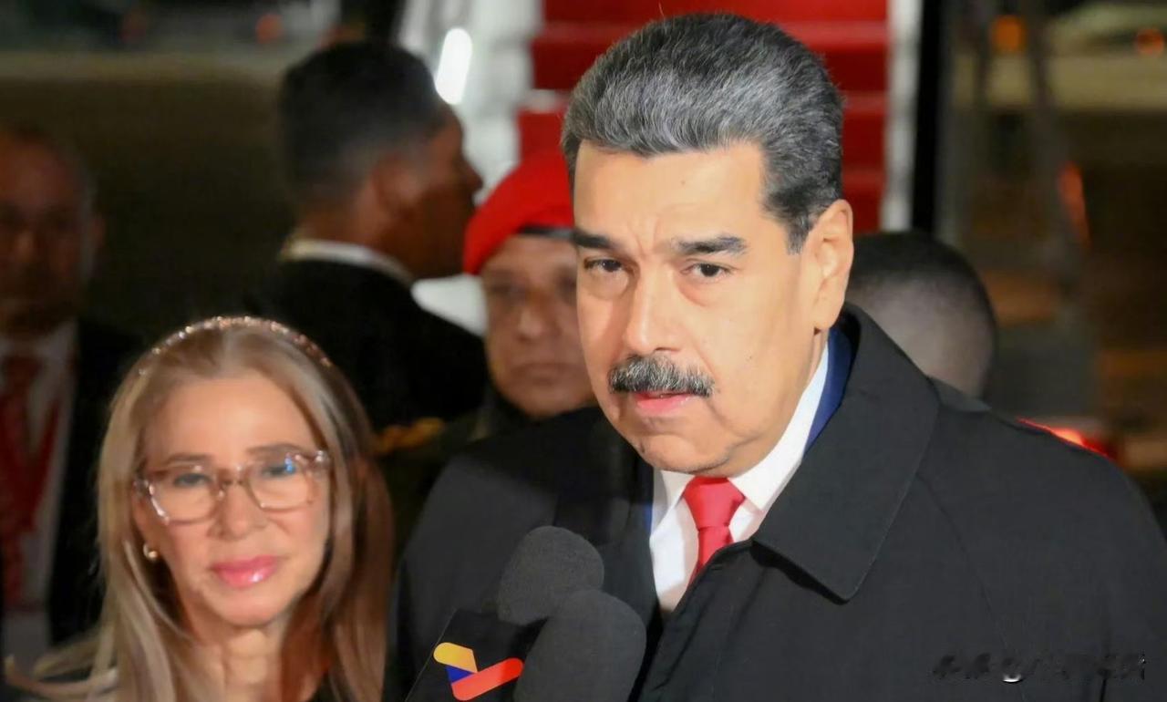 患难见真情！[赞]
来自俄罗斯卫星通讯社的消息，委内瑞拉人民政权内政和司法部长迪