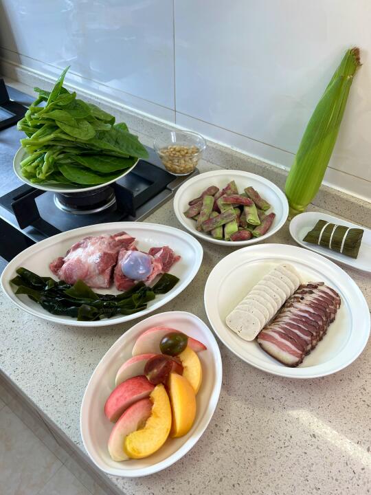 哪有什么轰轰烈烈呀，回家有个会做饭的爱人