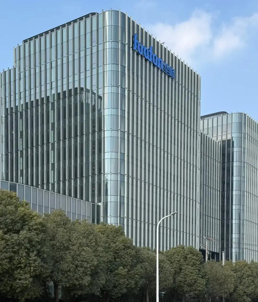 杭州科技圈最近炸锅，一张工资截图直接刺痛无数人：机器人算法工程师月薪 5.6 万