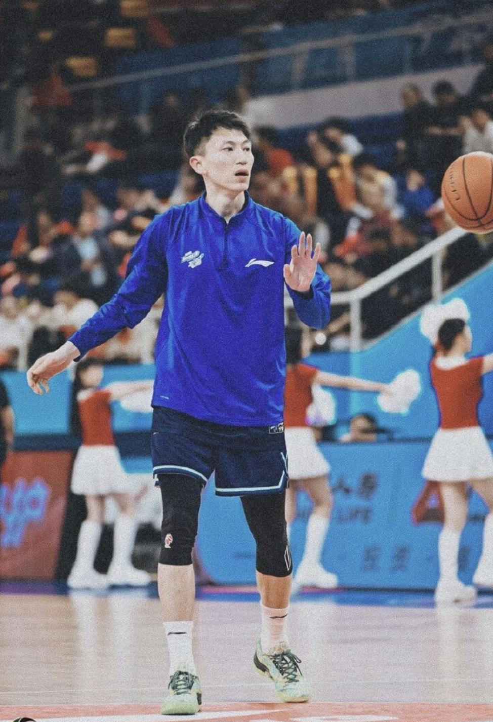 宁波虽然输了，刘晓宇是真棒。

加时赛最后时刻单防对面的外援兰道夫，一防一个准，