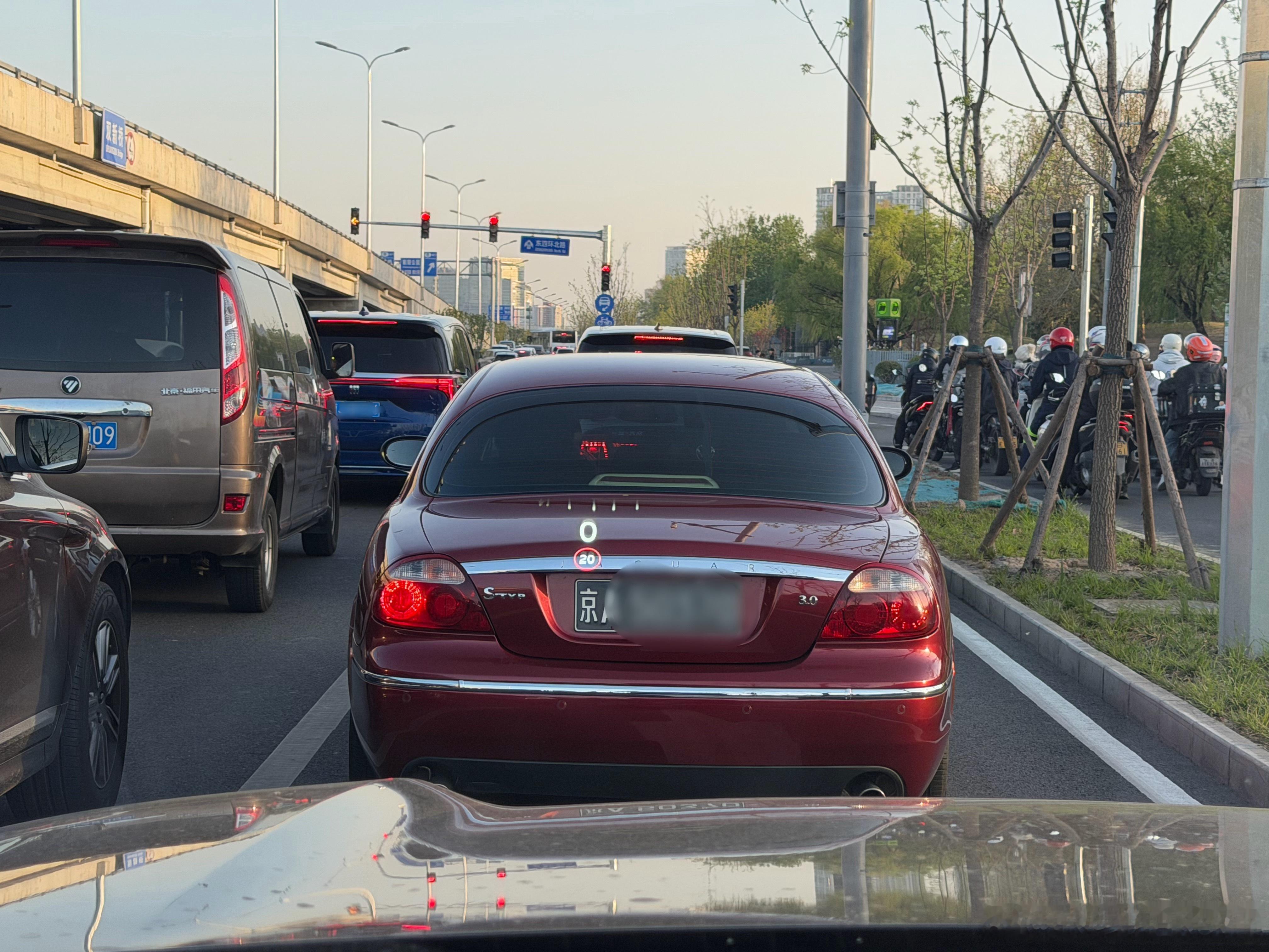 我心中的捷豹永远的截止到了这个时代。凯文聊车