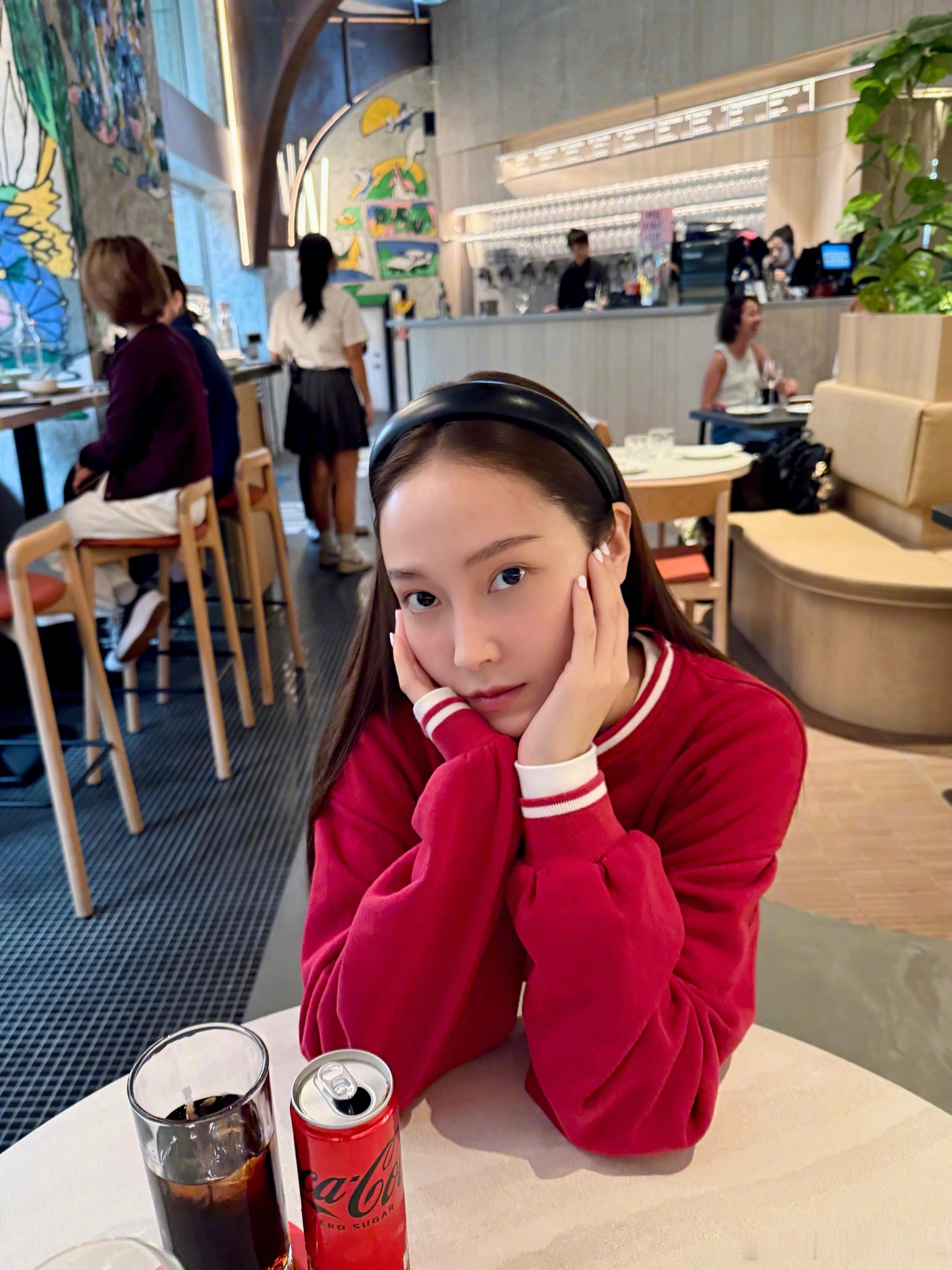 Sweet thingsss🍒🍓🍎🍫 我的日常plog妍途风景记录卡 郑