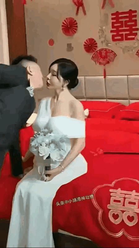 仔细看了看，没几个零部件是原装的吧，有大神帮忙看看。[大笑][大笑][大笑]