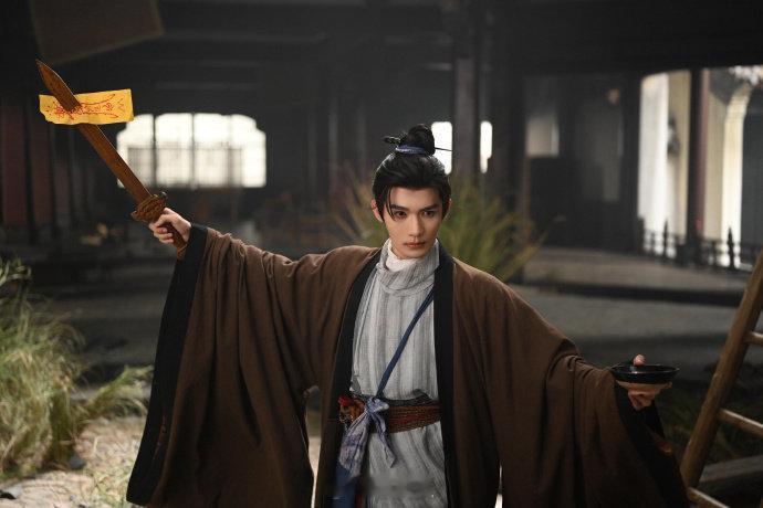 梁永棋演上令人心动的offer了谁看尹清戏份不恍惚！梁永棋饰演的角色技能好多没有
