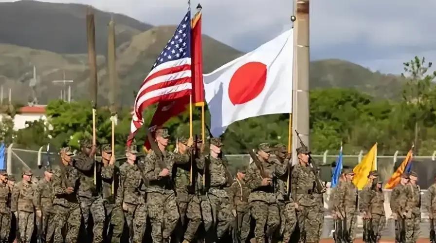 这几天美国开始发力了，美国开始向日本运输精确制导滑翔炸弹！美国要的就是，在一场亚