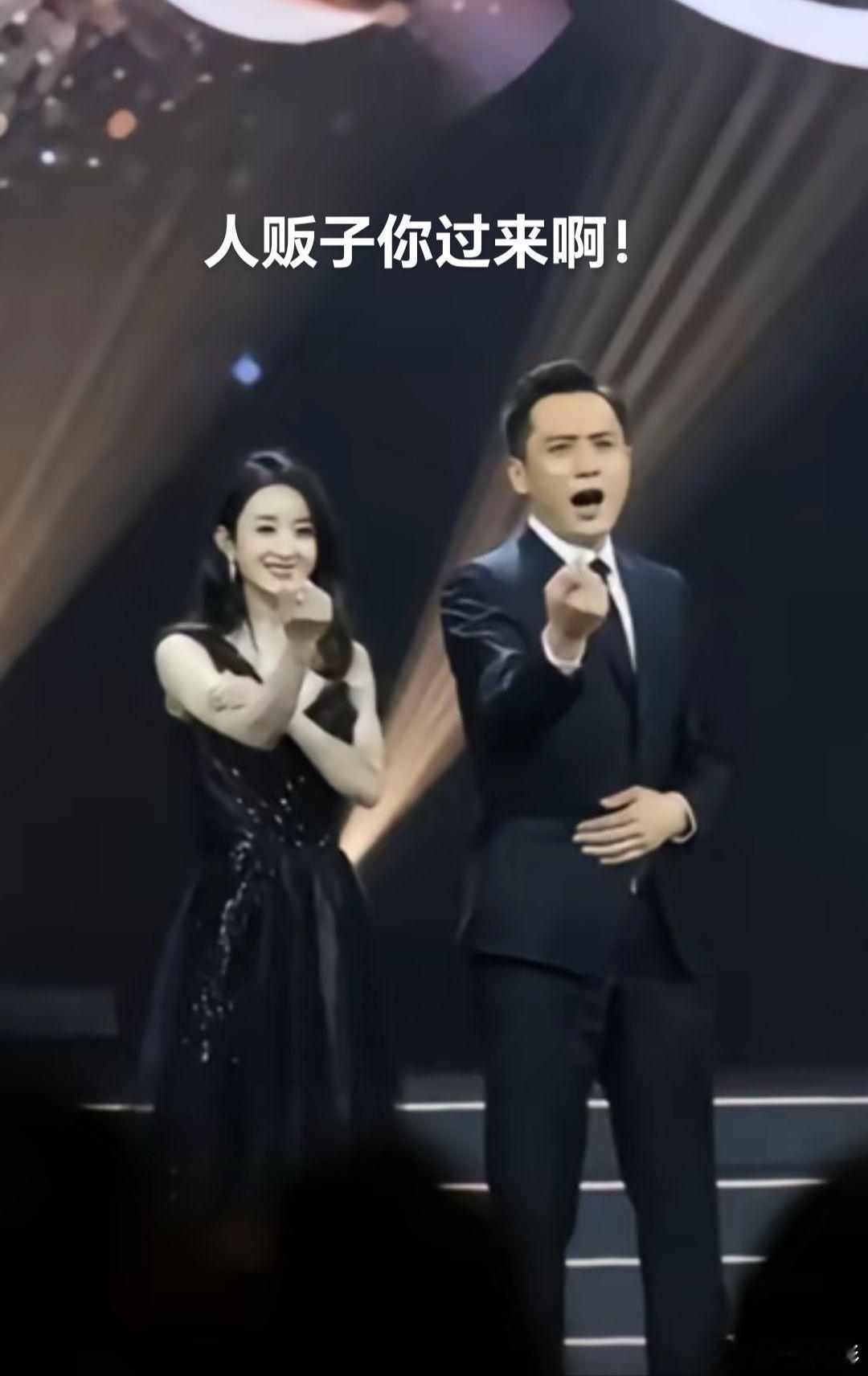 看预告之前：以为是苦苦找孩子的悲情角色看预告之后：路过的狗都要挨两巴子是我喜欢的