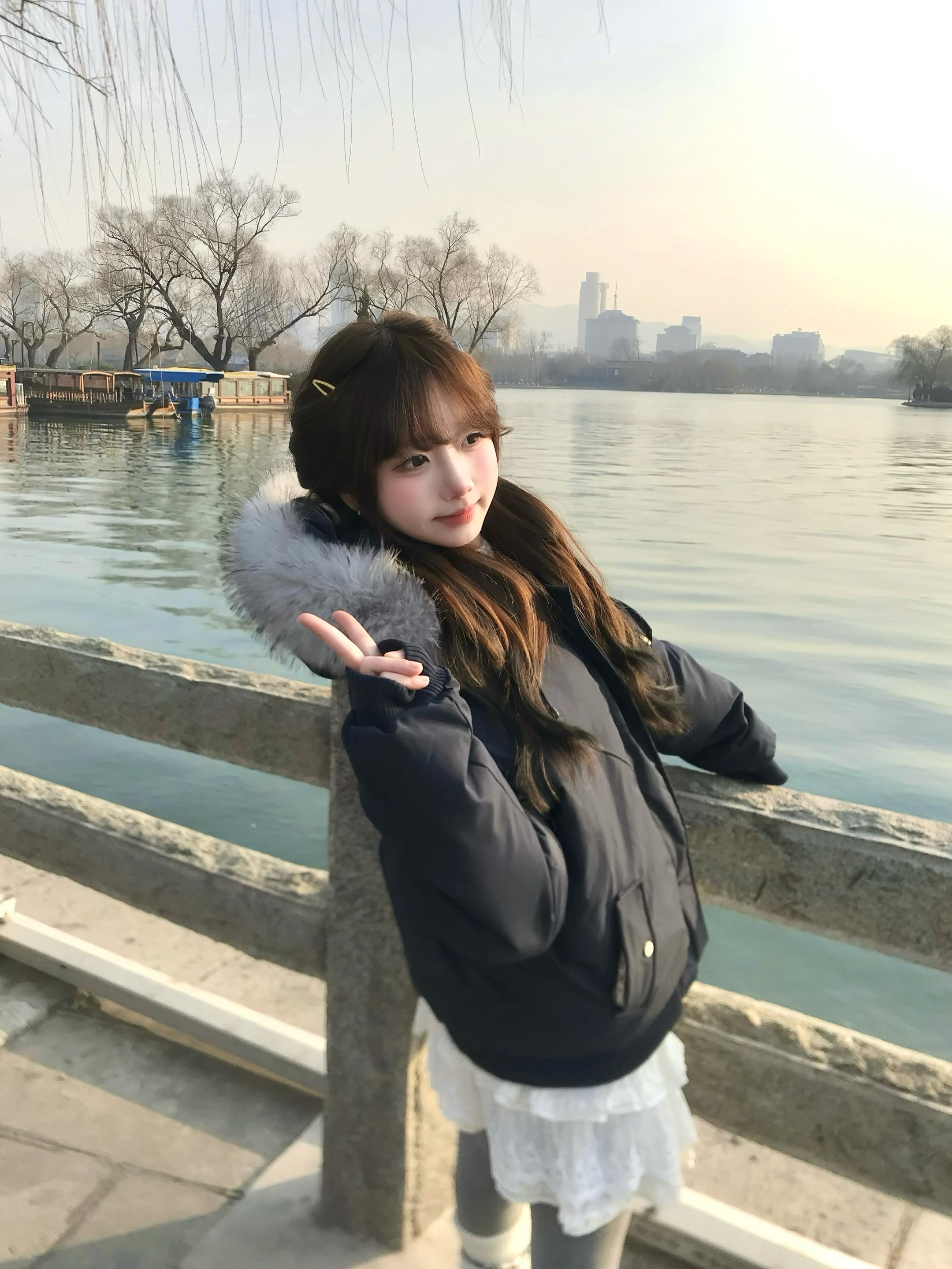一城山色半城湖