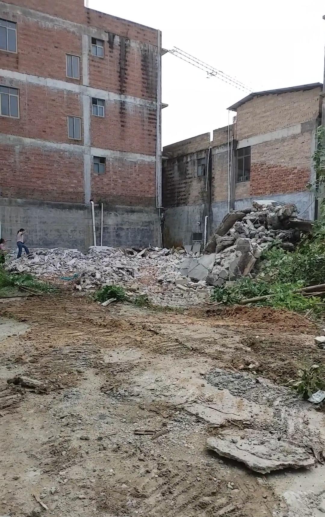 外公懂了一辈子风水，最后只告诉我一句大实话：人最好的风水，从来不在别处，就在你自