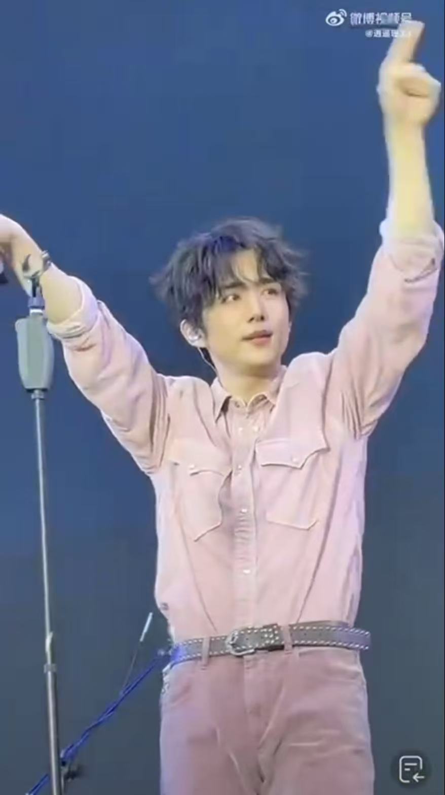 张新成首登音乐节状态 在音乐节看到张新成的live表演，真的是被他的魅力折服。现