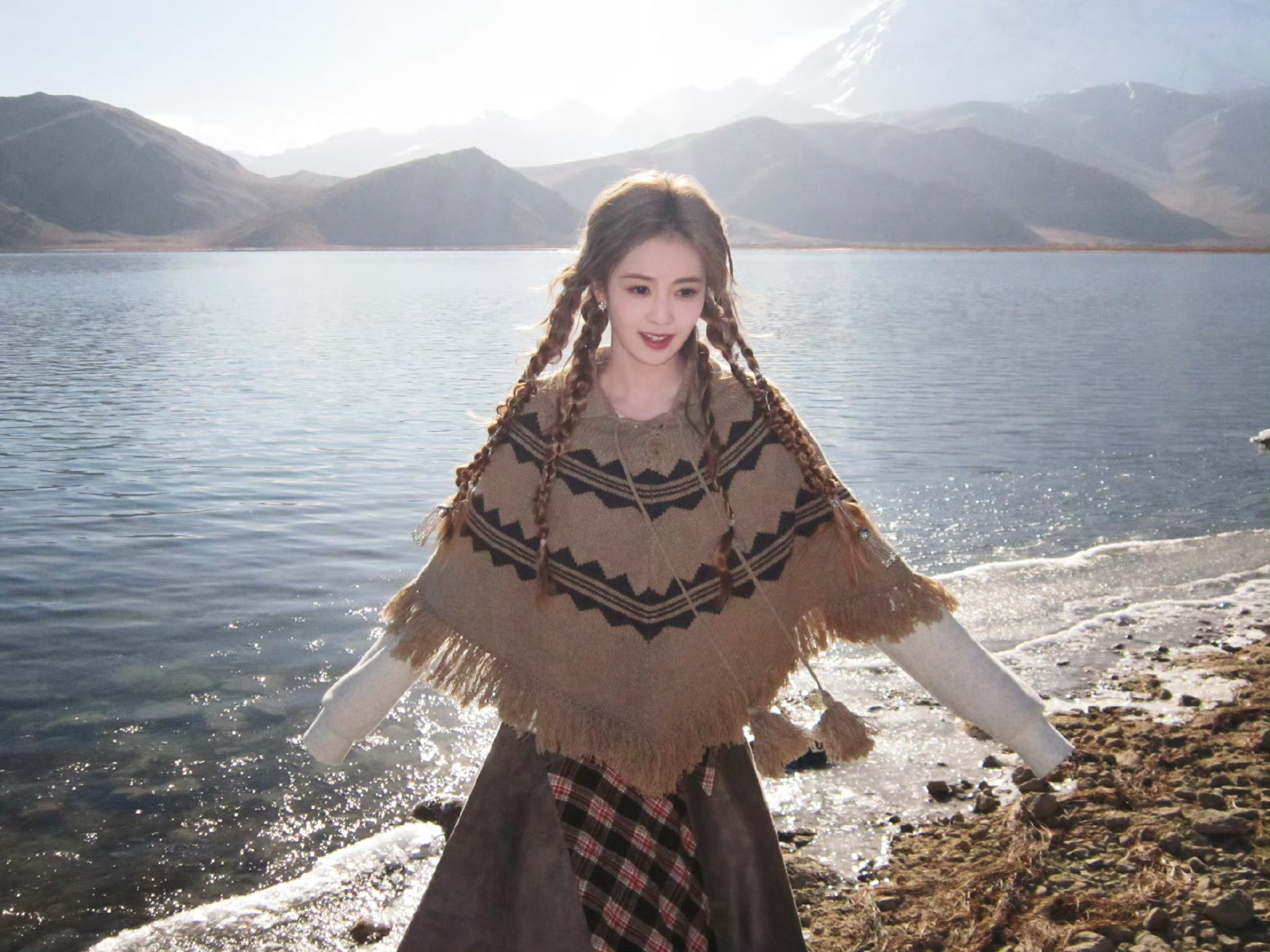 好喜欢这套，白鹿的脸像一只刚煮熟的鸡蛋，白白嫩嫩好可爱 