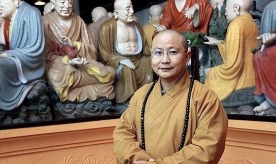 这是个无法用科学解释的奇迹！
2008年汶川大地震期间，高僧收容孕妇，“破戒”在